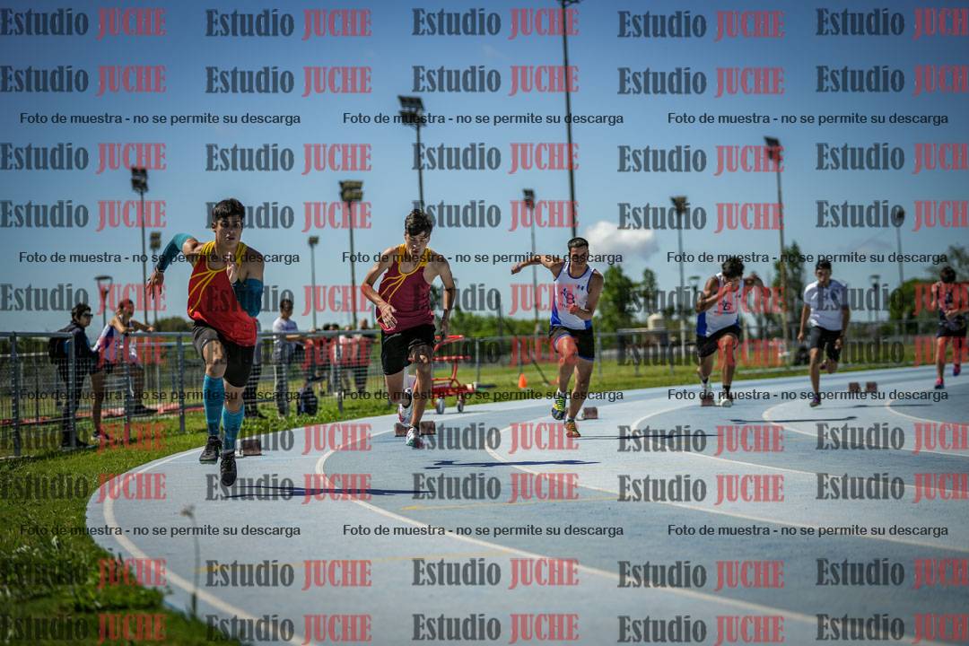 Fotos de los 200 m llanos de varones