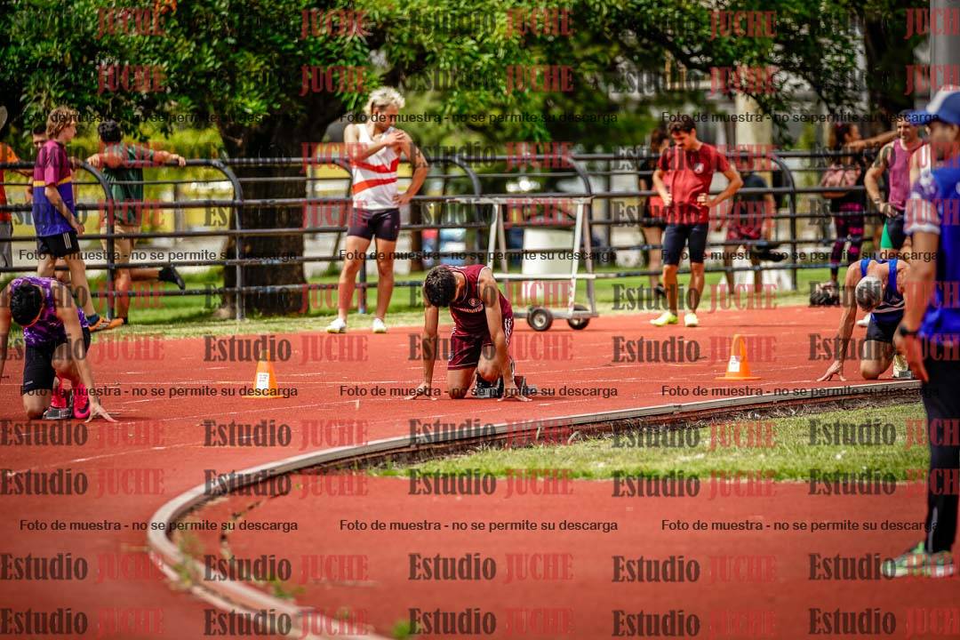 Fotos de los 200 m llanos de varones