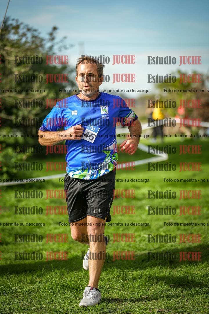 Fotos de la llegada del cross de 4000 m - varones