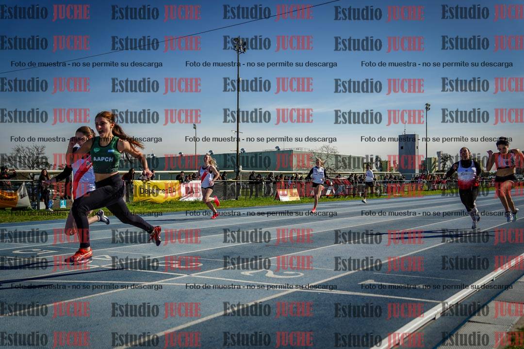 Fotos de los 100 m llanos de mujeres - U17