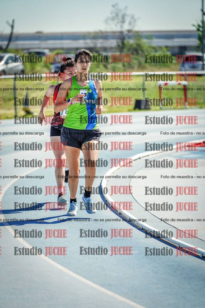 Fotos de los 5000 m de mujeres y varones - serie 2