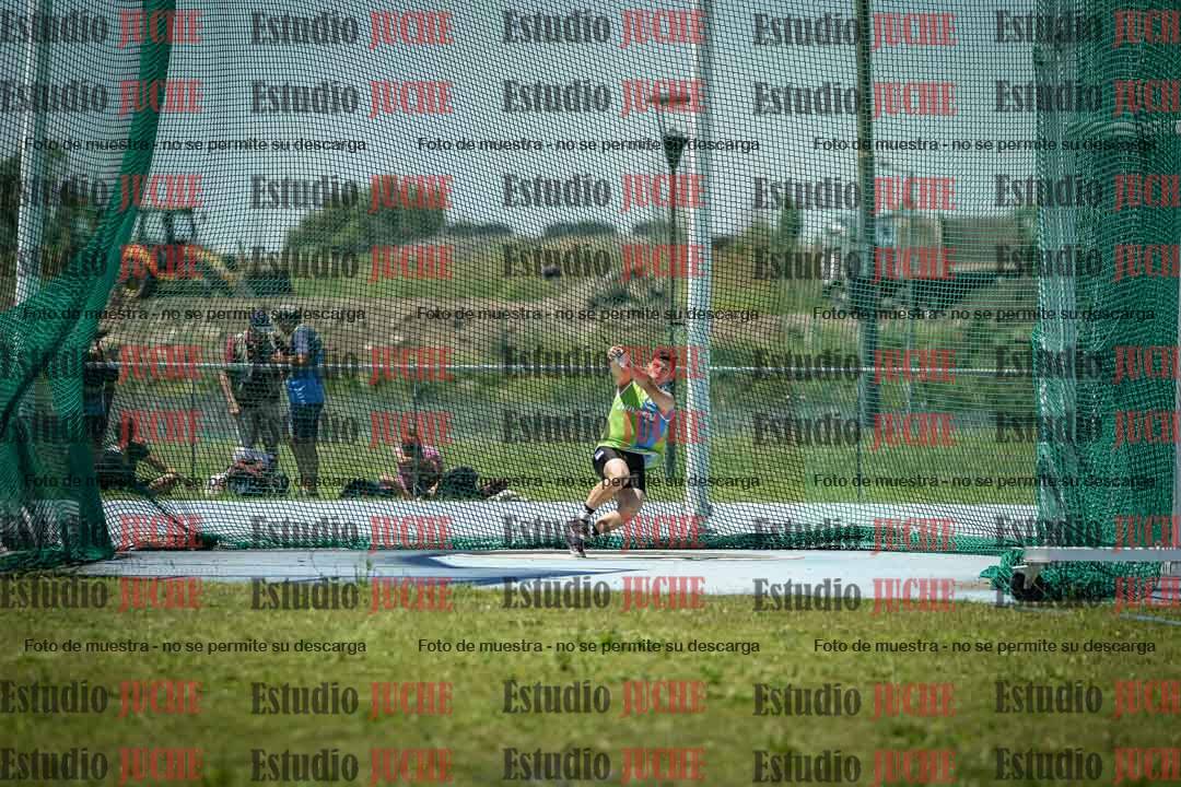 Fotos del lanzamiento del martillo de varones