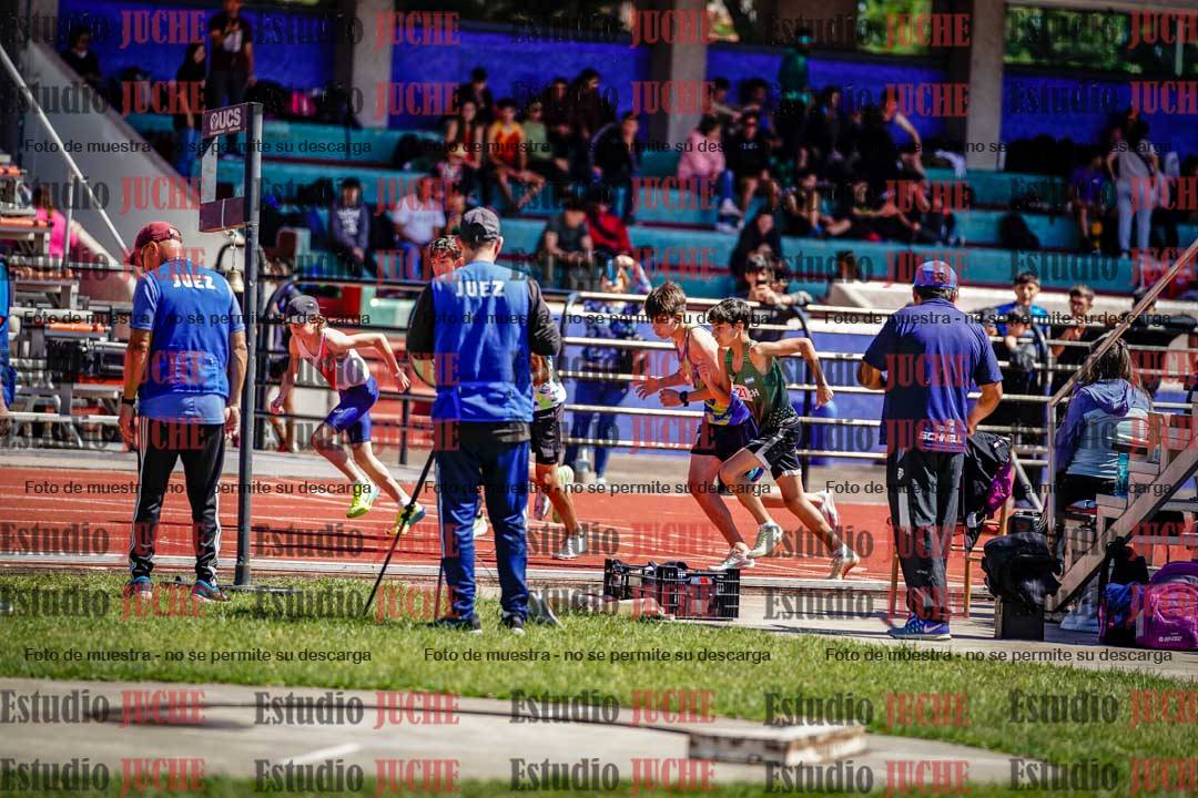 Fotos de los 2400 m llanos de varones