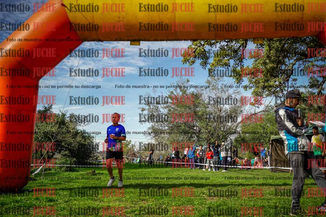 Fotos de la llegada del cross de 4000 m - varones