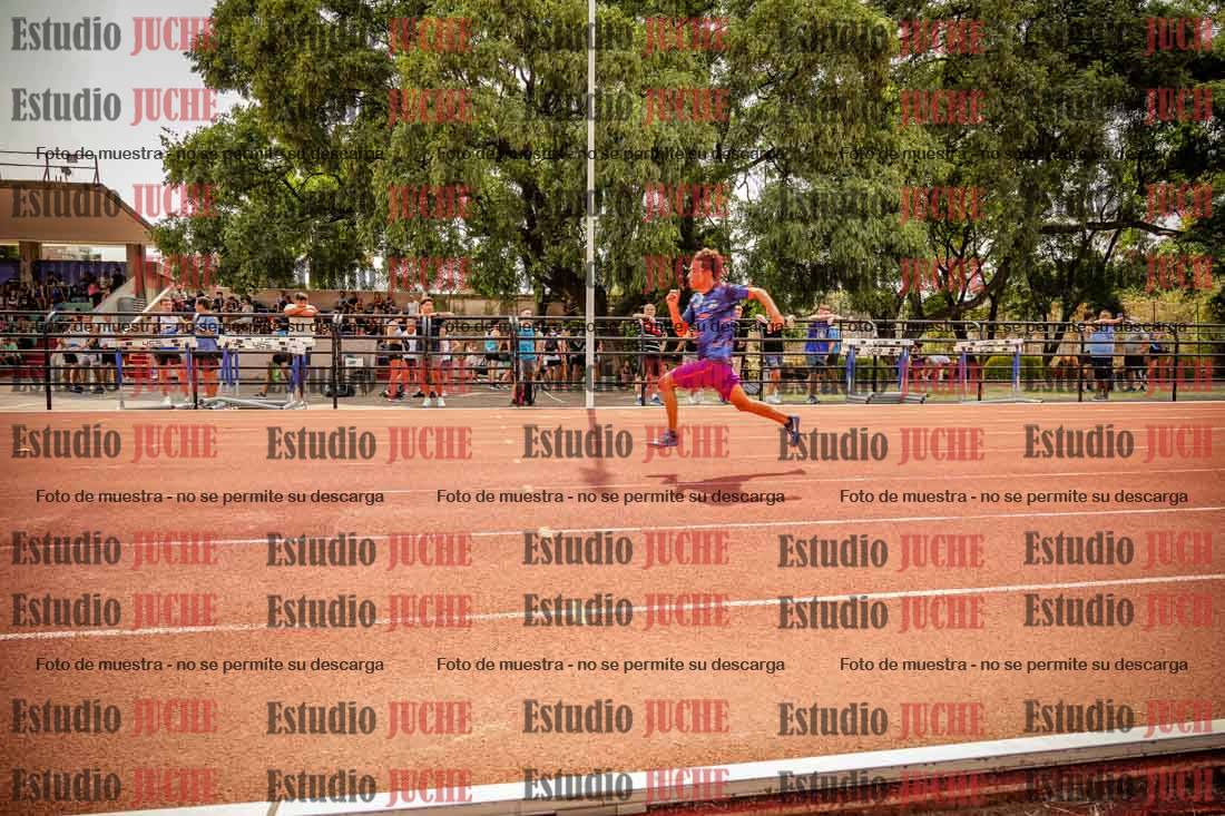 Fotos de los 100 m llanos de varones