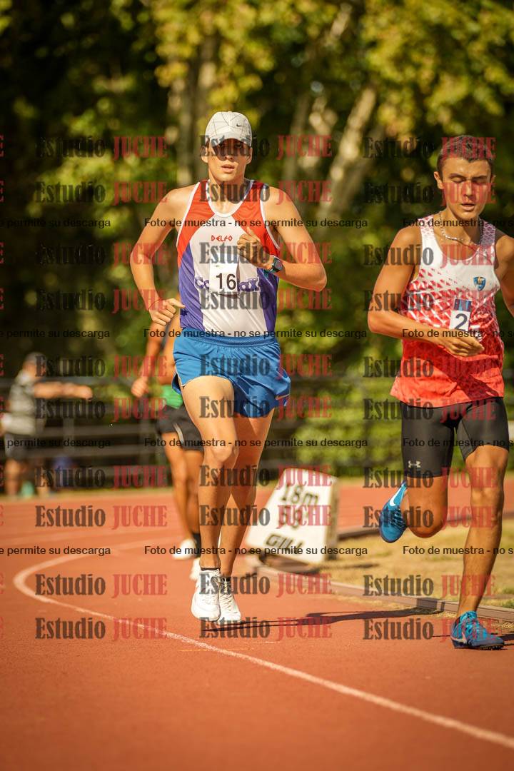 Fotos de los 3000 m llanos de varones
