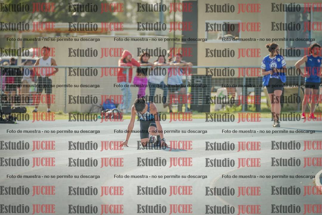 Fotos de los 400 m llanos de varones