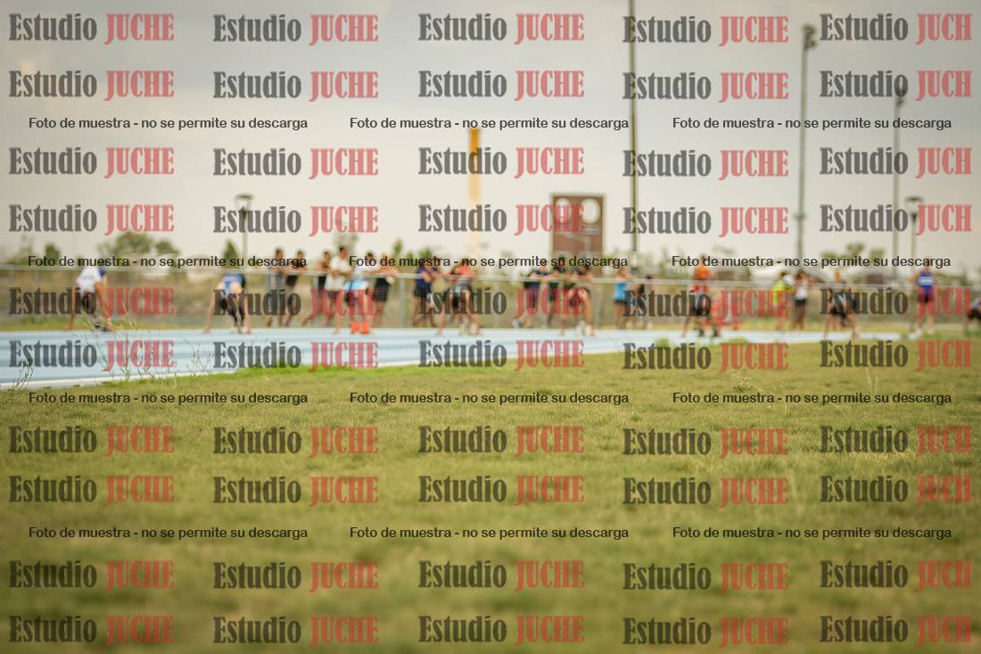 Fotos de los 300 m llanos de varones