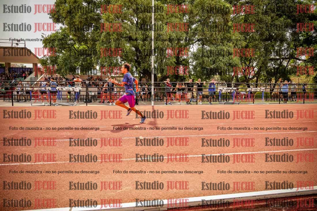 Fotos de los 100 m llanos de varones