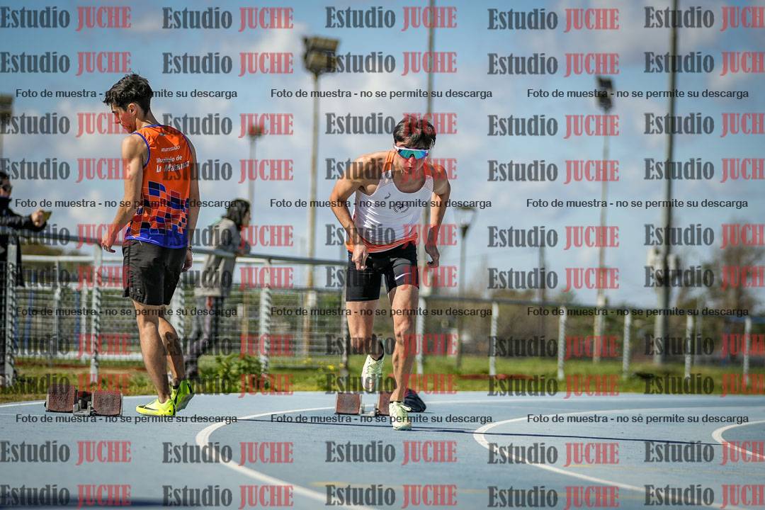 Fotos de los 200 m llanos de varones
