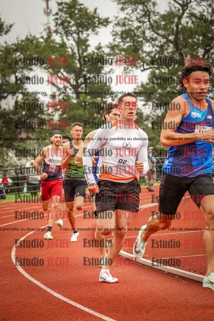 Fotos de los 800 m llanos de varones