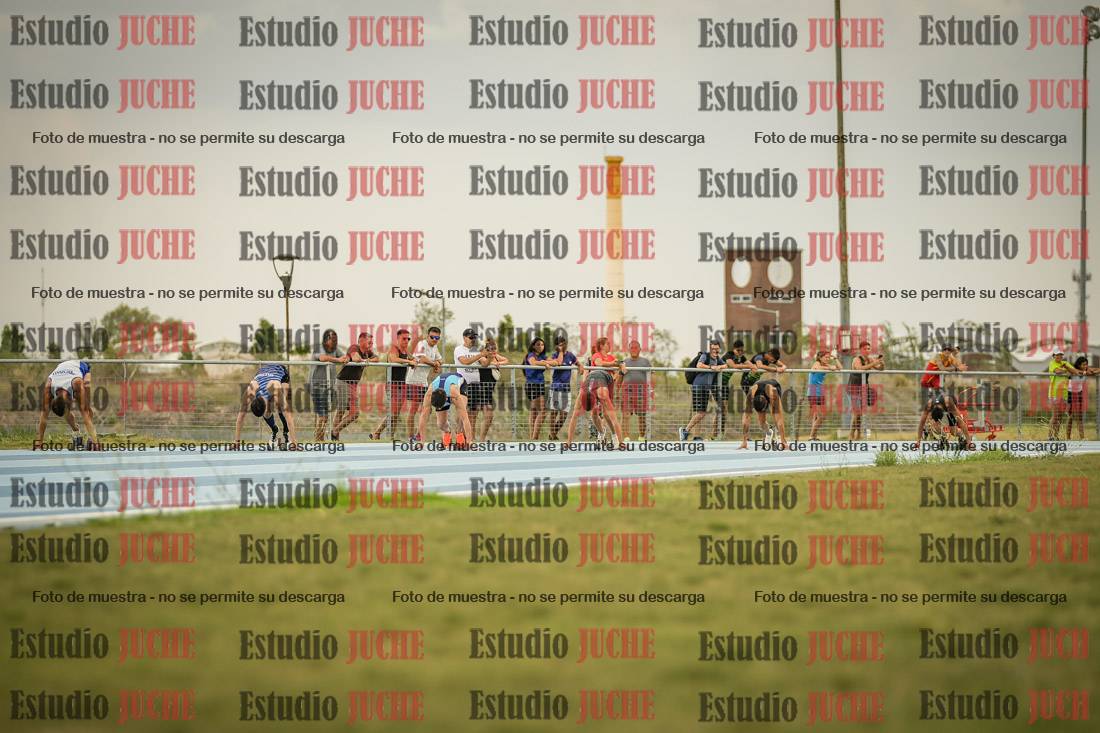 Fotos de los 300 m llanos de varones