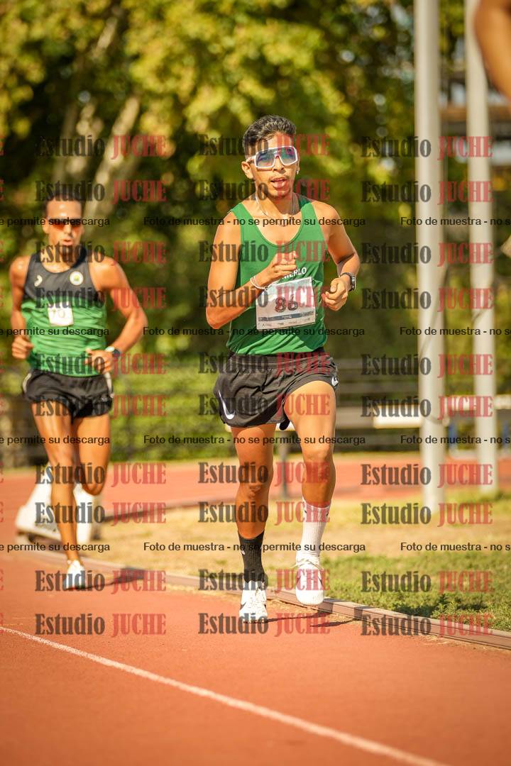 Fotos de los 3000 m llanos de varones