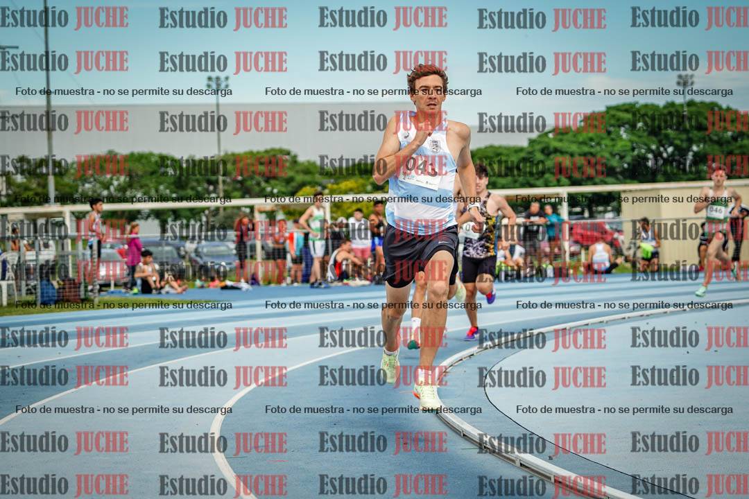 Fotos de los 1000 m llanos de varones