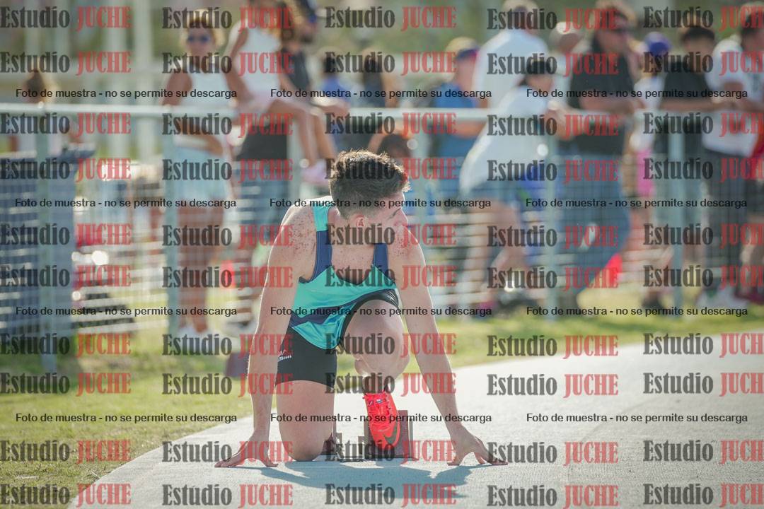 Fotos de los 400 m llanos de varones
