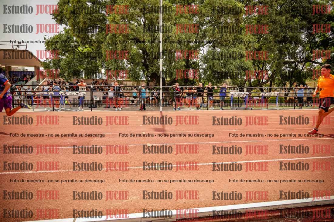 Fotos de los 100 m llanos de varones
