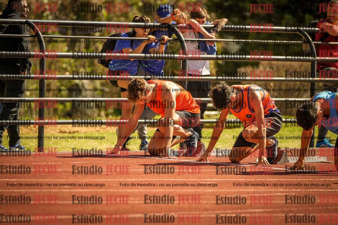 Fotos de los 100 m llanos de varones