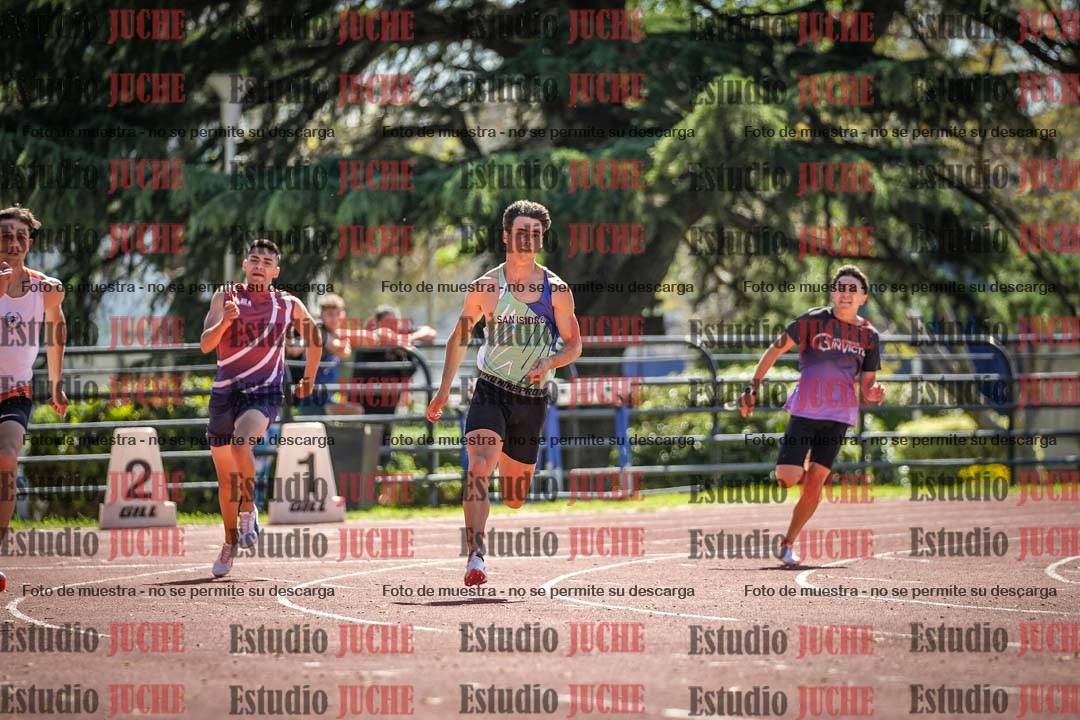 Fotos de los 200 m llanos de varones