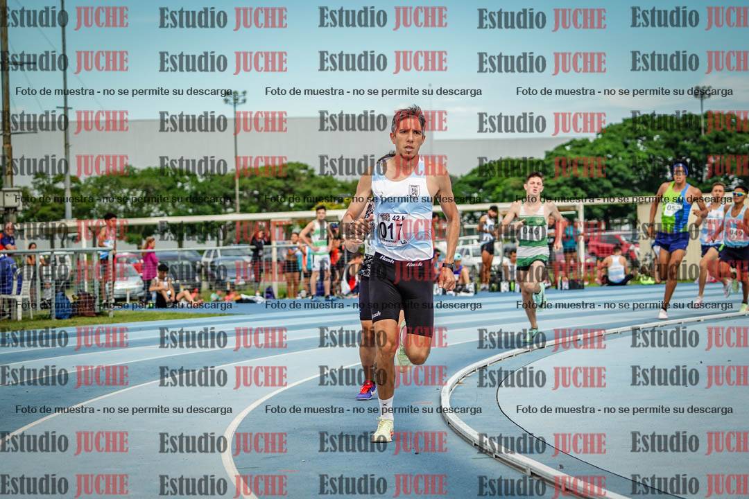 Fotos de los 1000 m llanos de varones