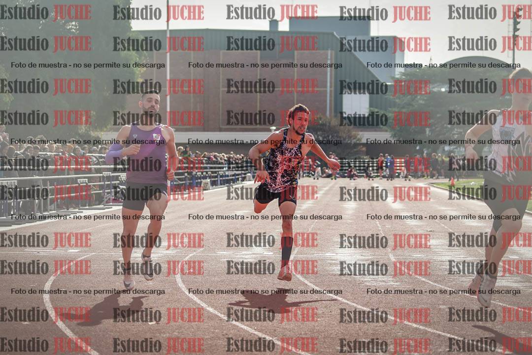 Fotos de los 100 m llanos de varones