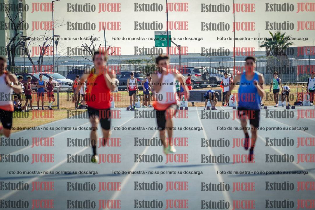 Fotos de los 100 m llanos de varones