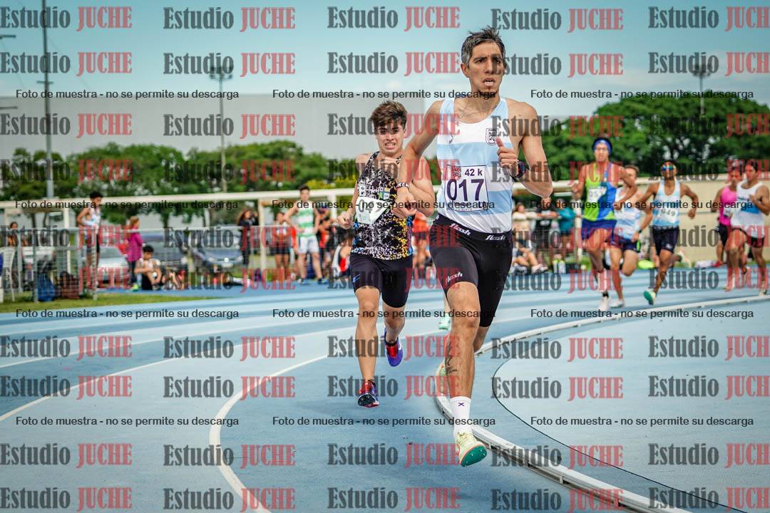 Fotos de los 1000 m llanos de varones