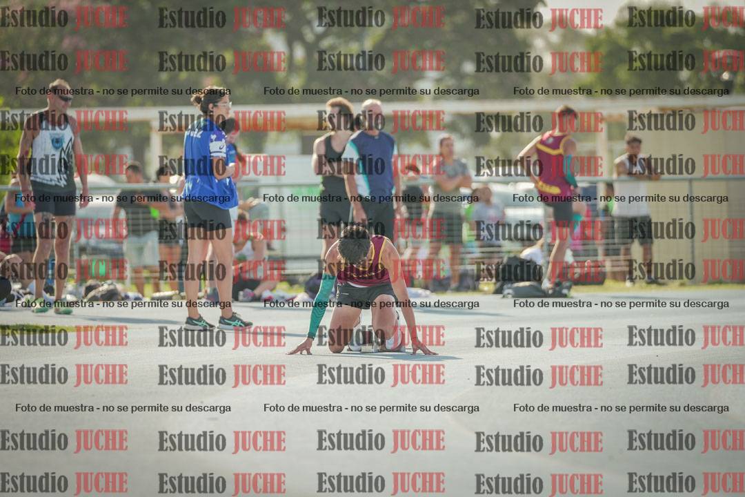 Fotos de los 400 m llanos de varones