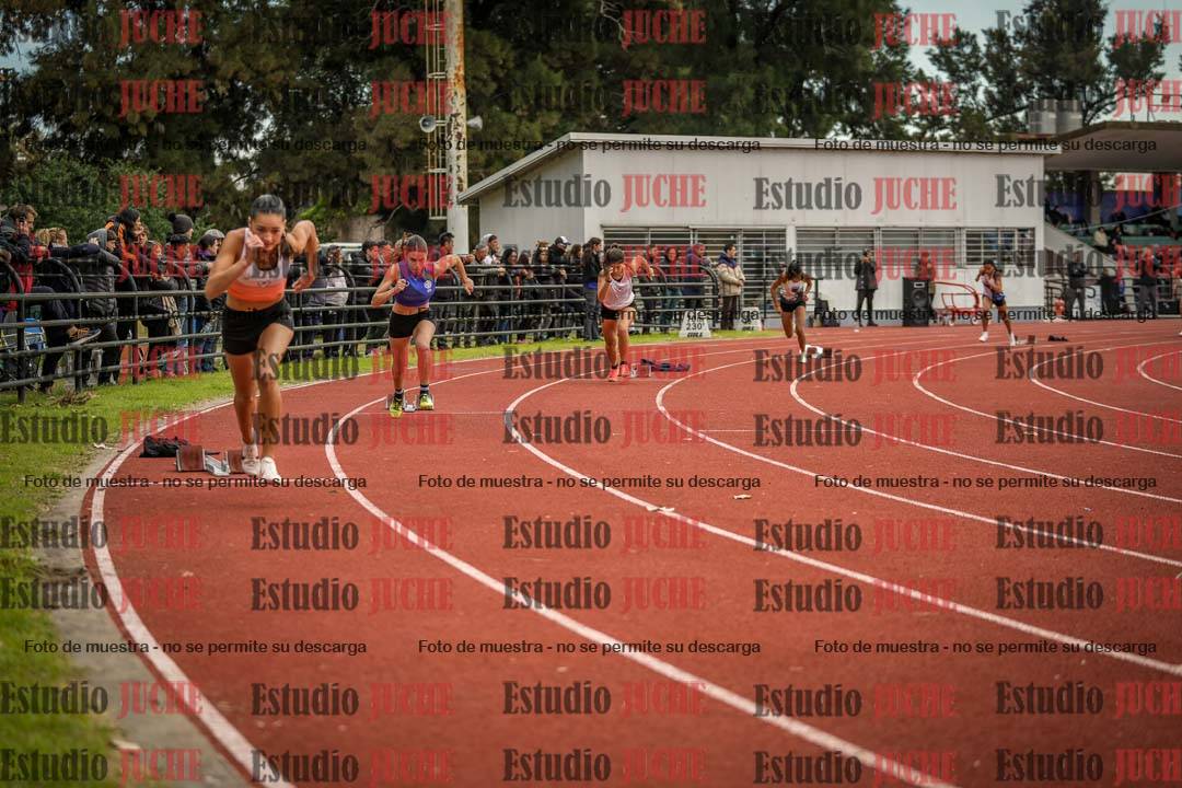 Fotos de los 400 m con vallas de mujeres
