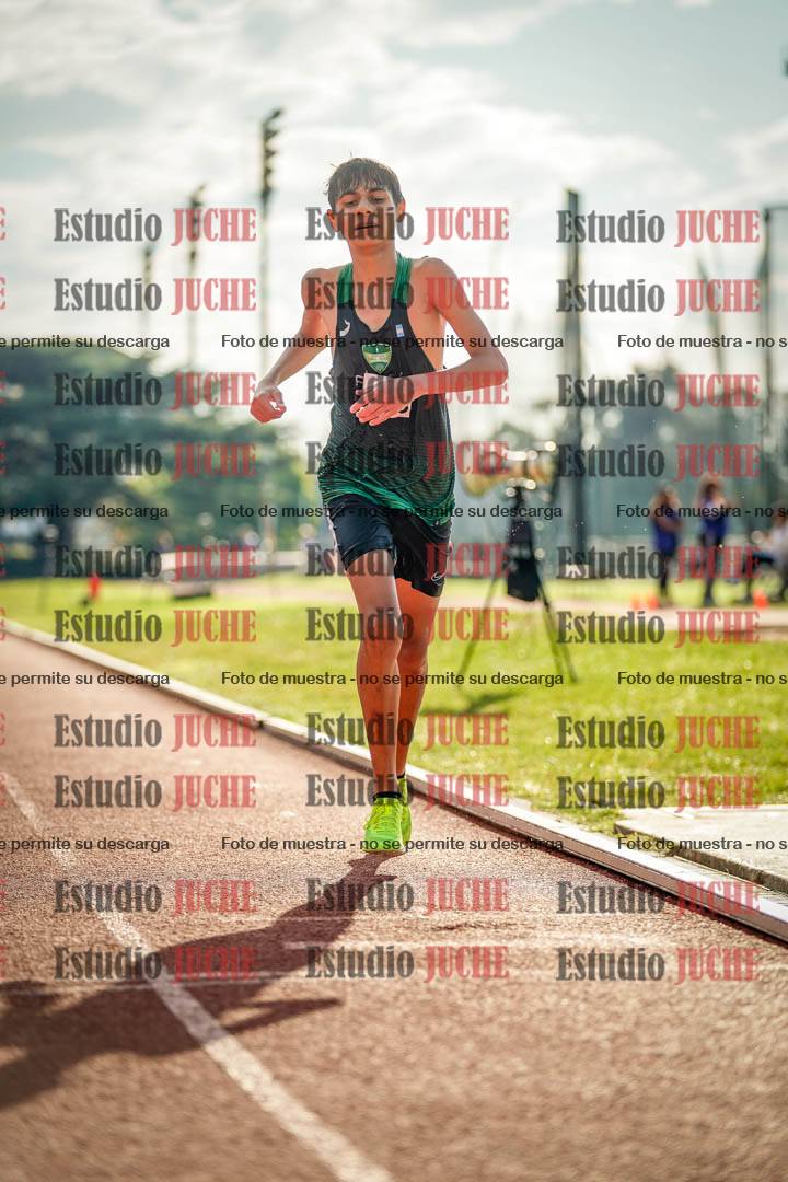 Fotos de los 2000 m con obstáculos de varones