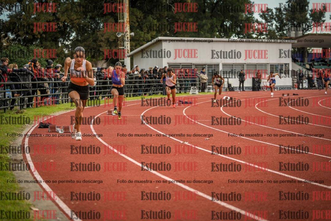 Fotos de los 400 m con vallas de mujeres