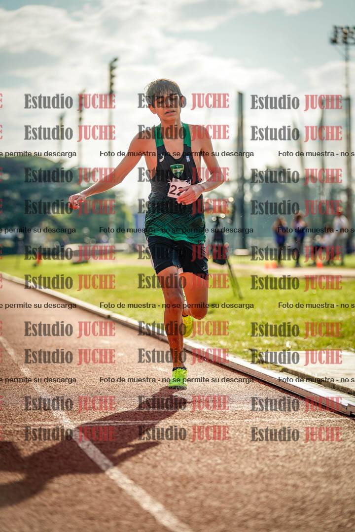 Fotos de los 2000 m con obstáculos de varones