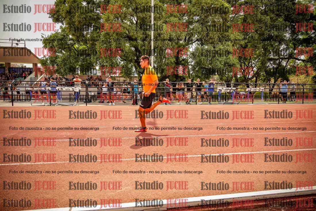 Fotos de los 100 m llanos de varones