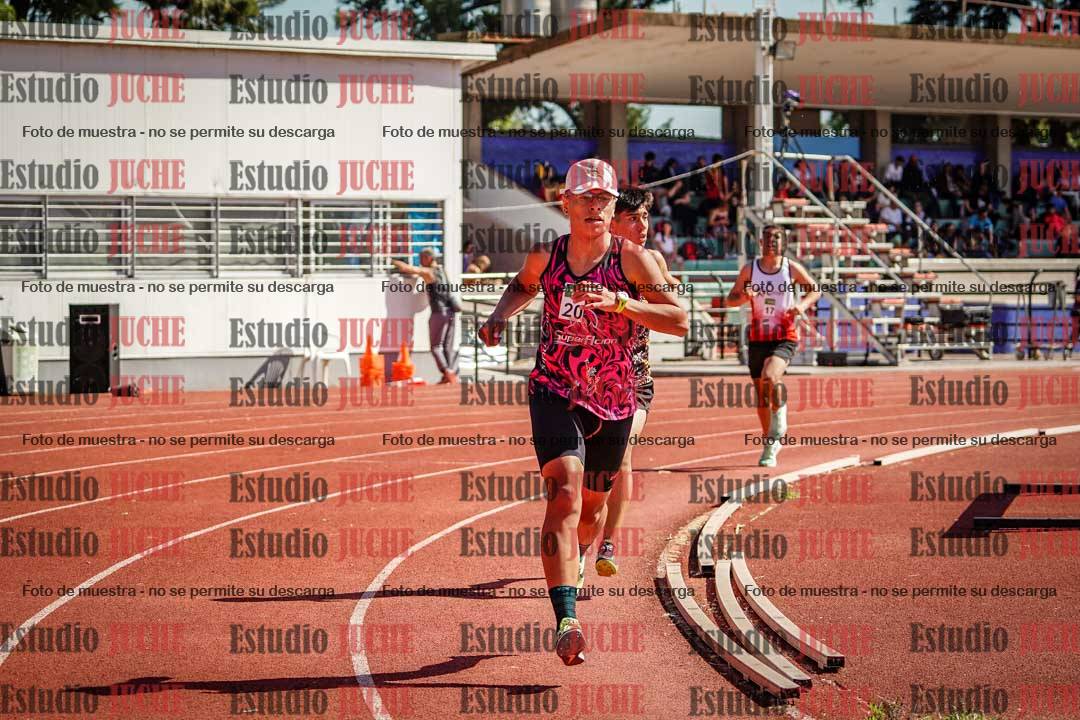 Fotos de los 2400 m de varones