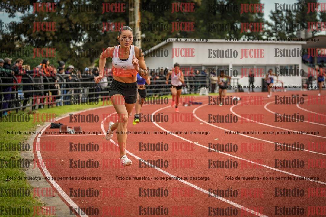 Fotos de los 400 m con vallas de mujeres