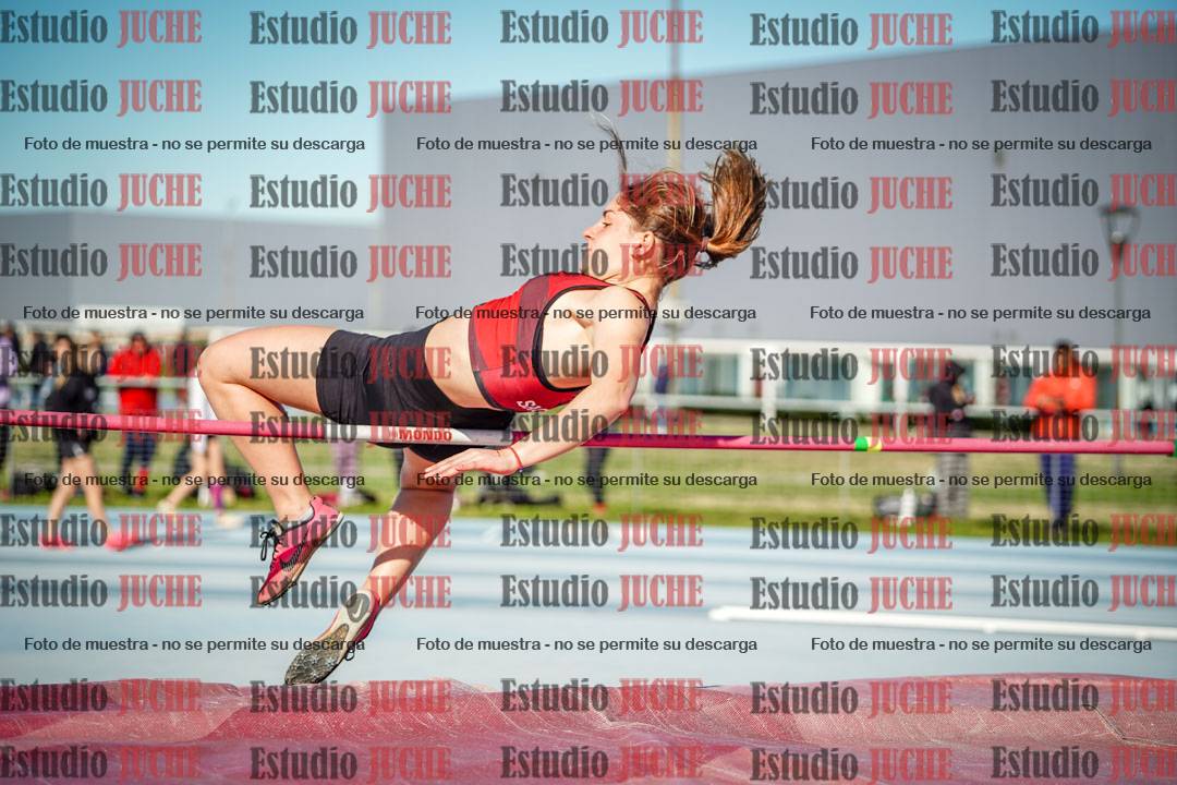 Fotos del salto en alto de mujeres
