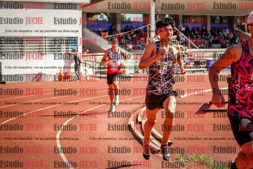 Fotos de los 2400 m de varones