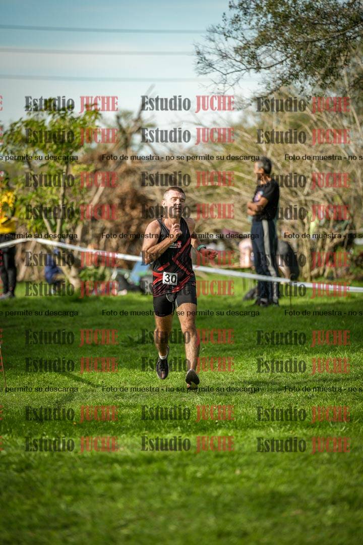 Fotos de la llegada del cross de 4000 m - varones
