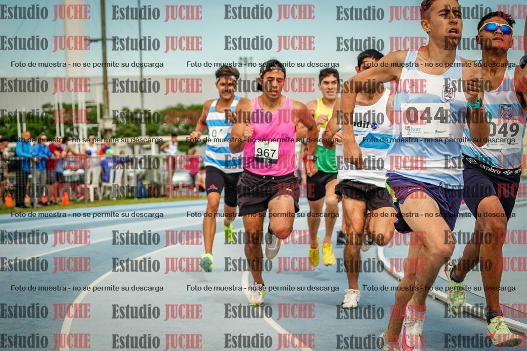 Fotos de los 1000 m llanos de varones