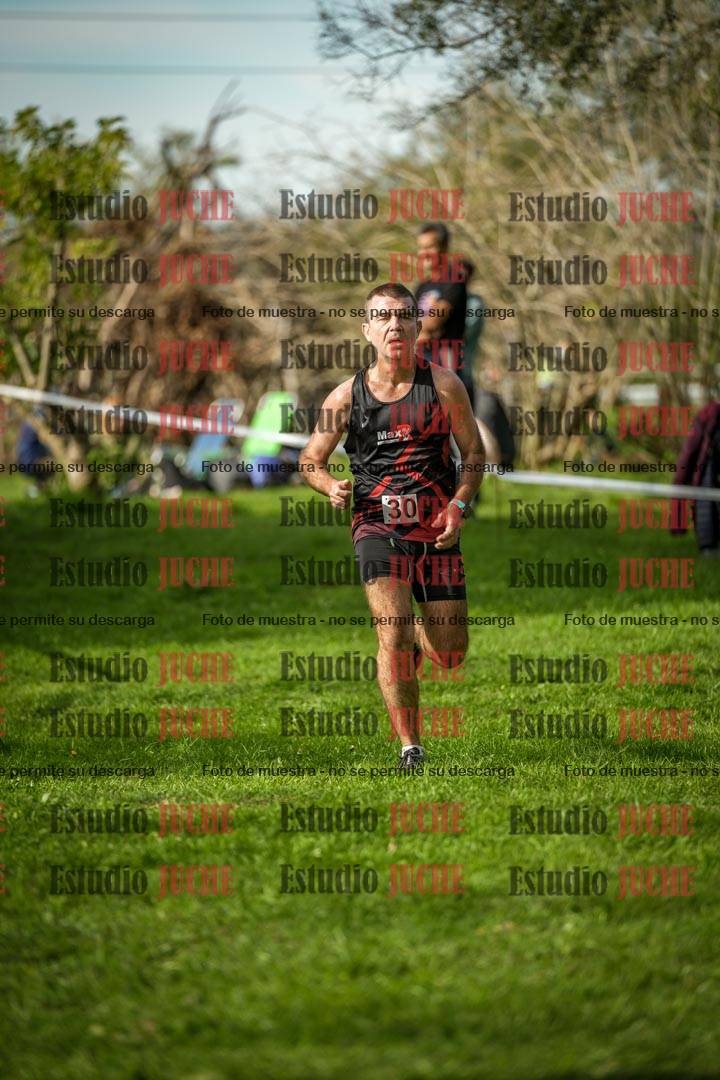 Fotos de la llegada del cross de 4000 m - varones