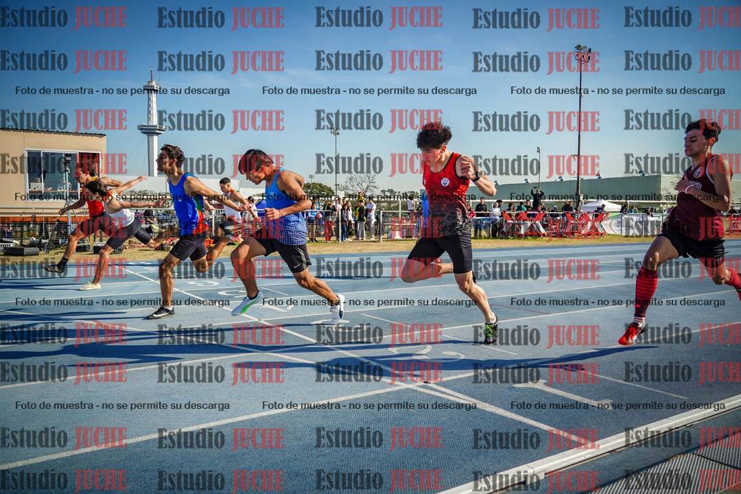 Fotos de los 100 m llanos de varones