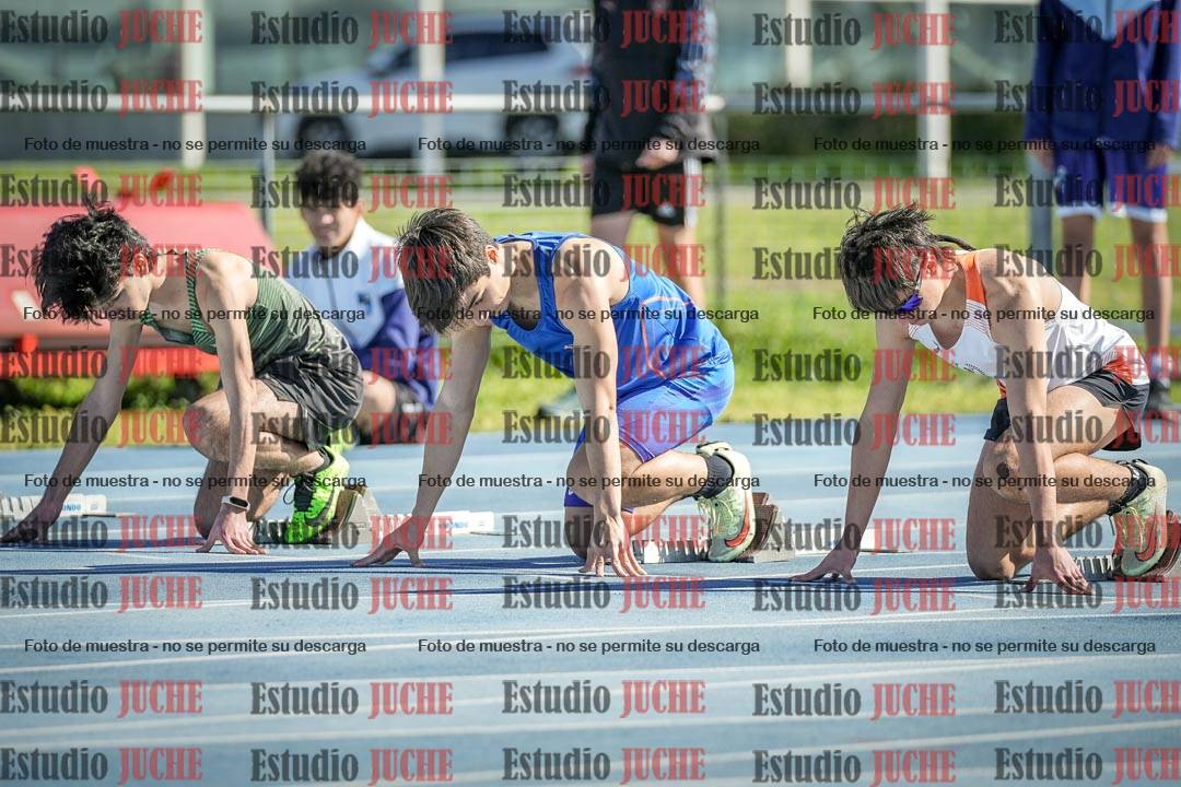 Fotos de los 100 m llanos de varones - U17
