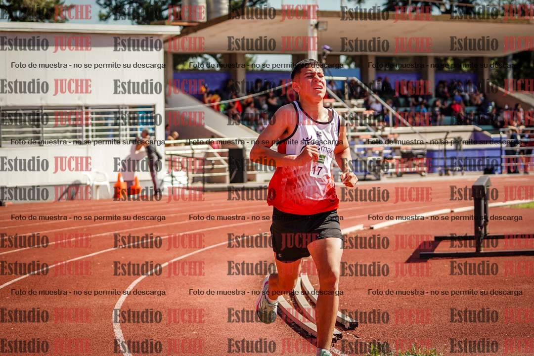 Fotos de los 2400 m de varones