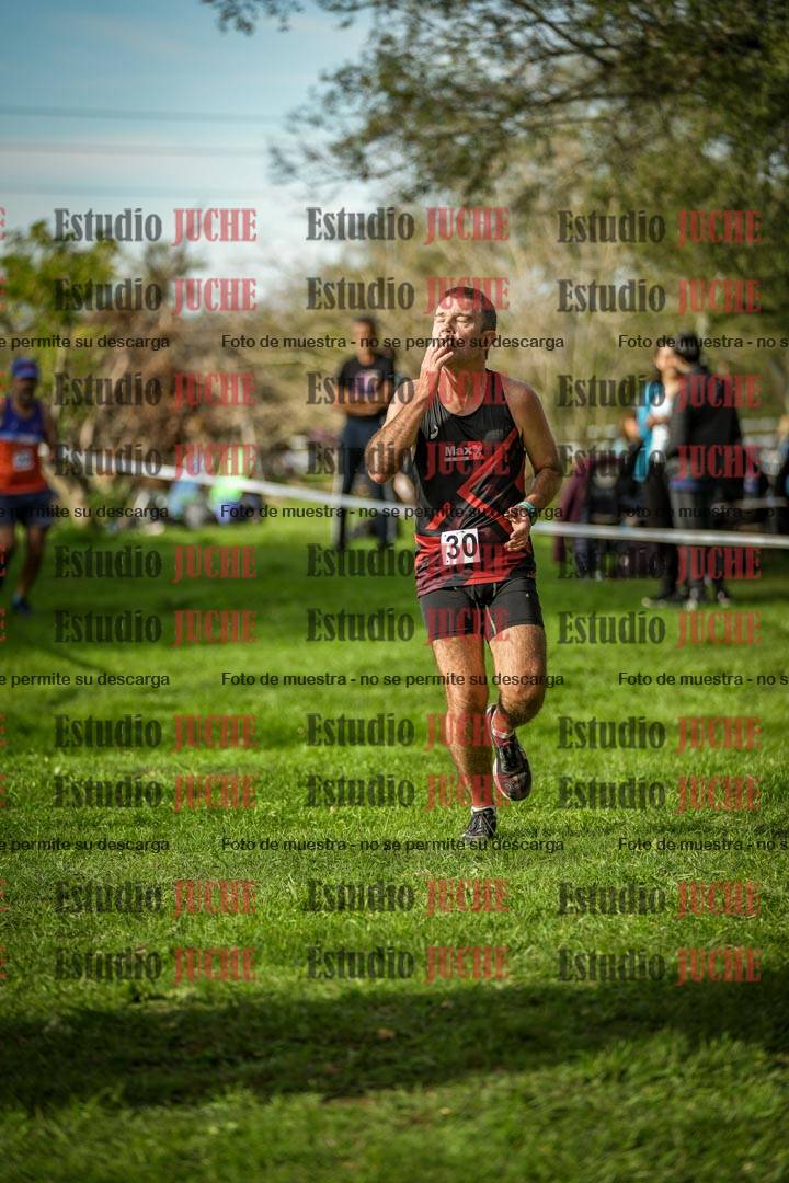 Fotos de la llegada del cross de 4000 m - varones