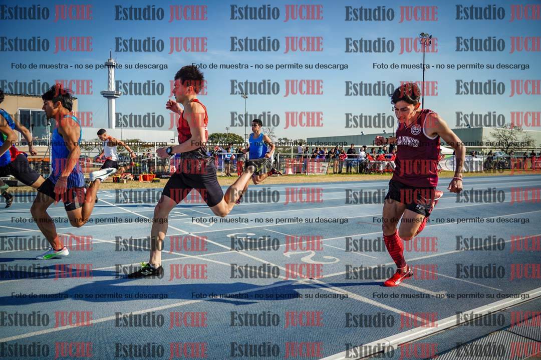 Fotos de los 100 m llanos de varones