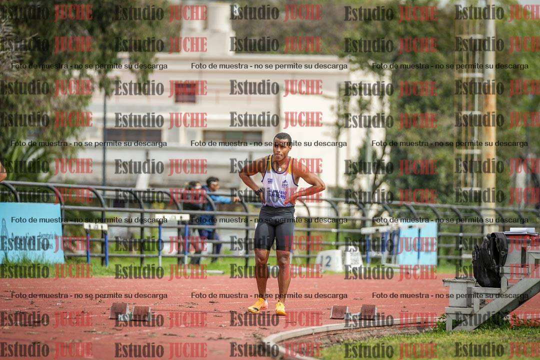 Fotos de los 200 m llanos de varones