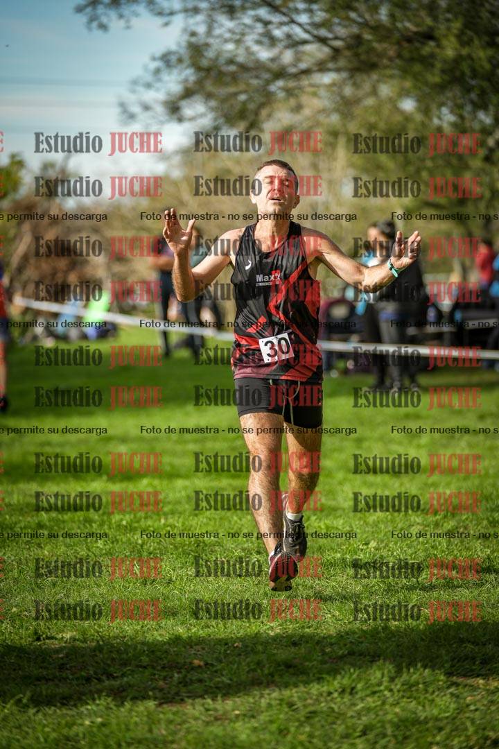 Fotos de la llegada del cross de 4000 m - varones