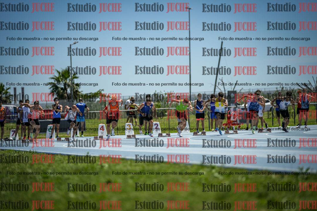 Fotos de los 100 m llanos de varones