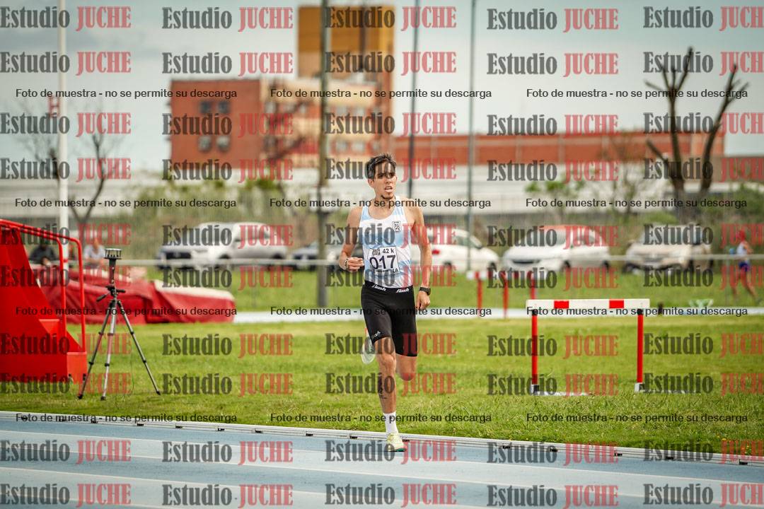 Fotos de los 1000 m llanos de varones