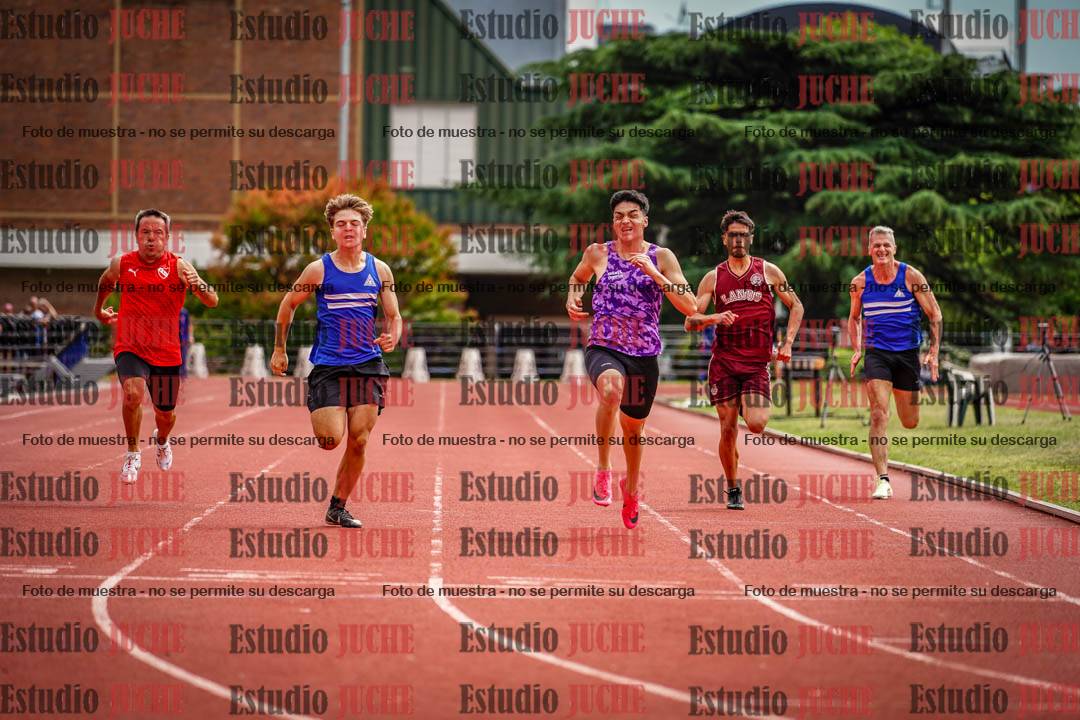 Fotos de los 200 m llanos de varones