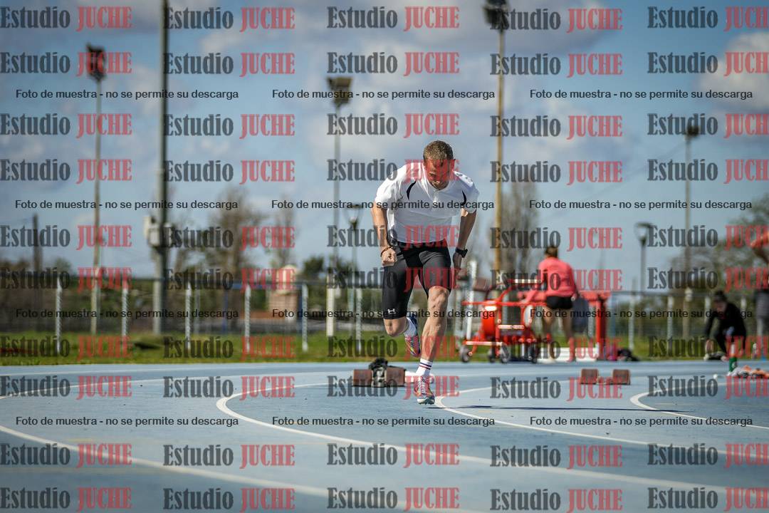 Fotos de los 200 m llanos de varones